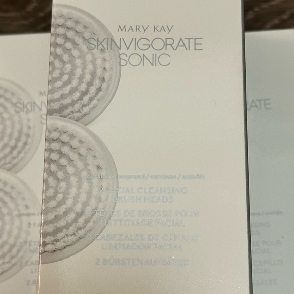 NEW in box Mary Kay Skinvigorate Sonic Facial Cleansing Brush Heads - Picture 1 of 3